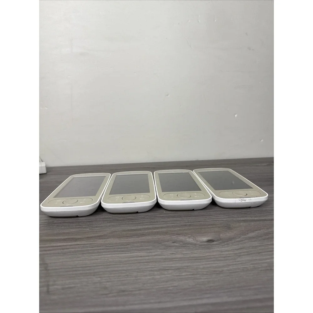 Infant Optics DXR-8 PRO Standalone Monitor Unit‎ Lot Of 4 For Parts or Repair